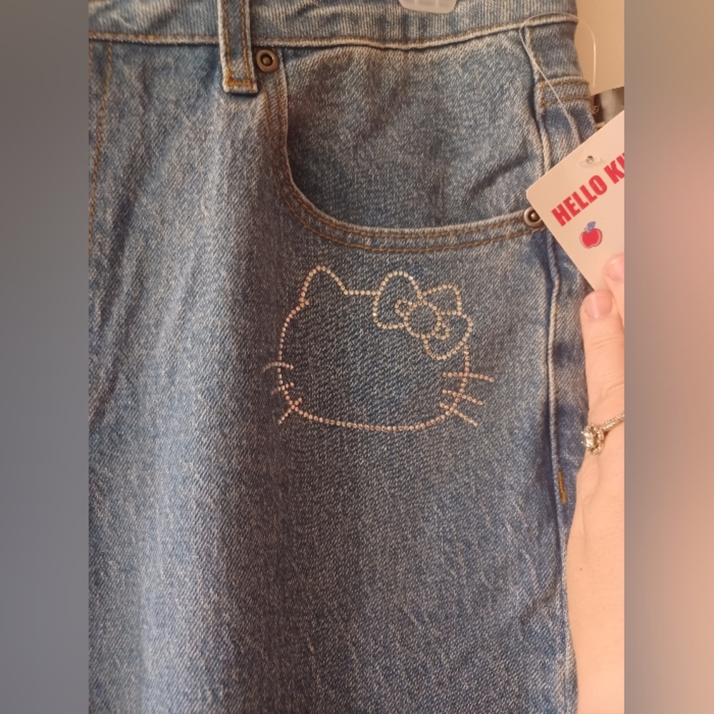NWT Hello Kitty Junior's Blue Jeans  Size 13 - Picture 2 of 11